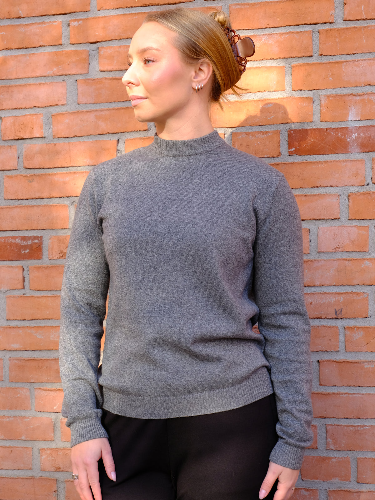 Crew Neck Stone Grey